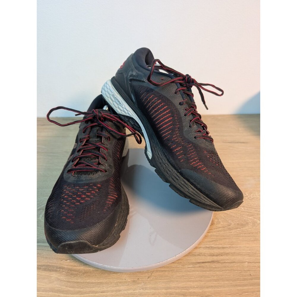 Asics Gel Kayano 25 Men's Running Sneakers Color Black Red | Size 12 Distressed